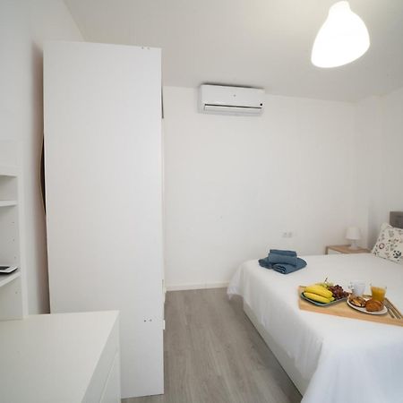 1 Room Playa Pedregalejo Málaga Eksteriør billede